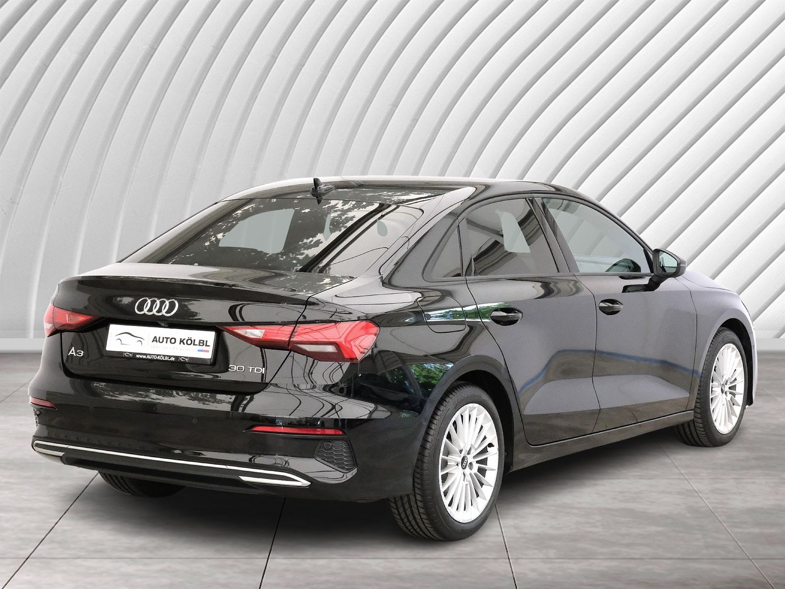 Audi A3 Limousine 30 TDI advanced - Samsaru's Car Outlet