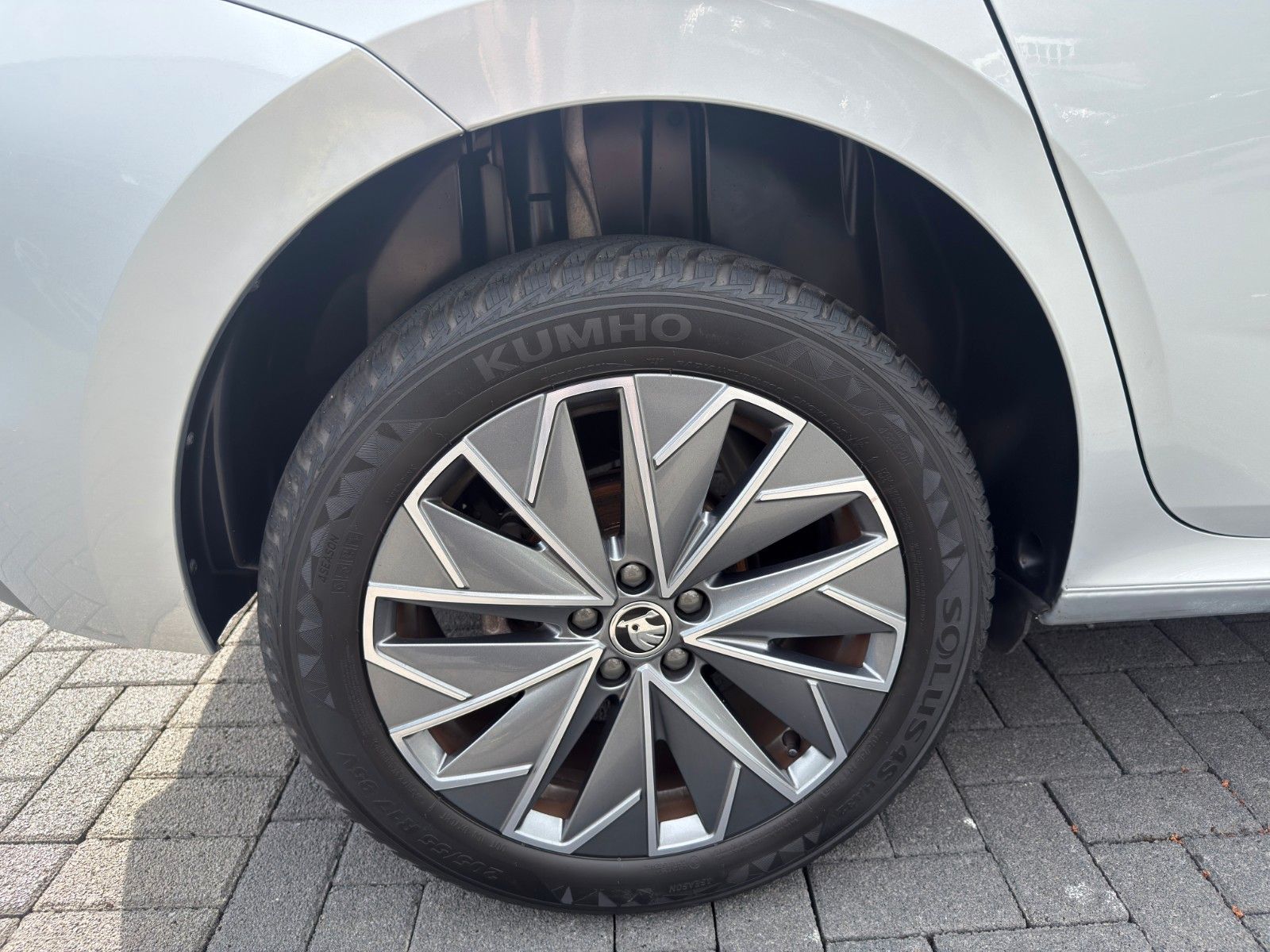 Skoda Kamiq - Samsaru's Car Outlet
