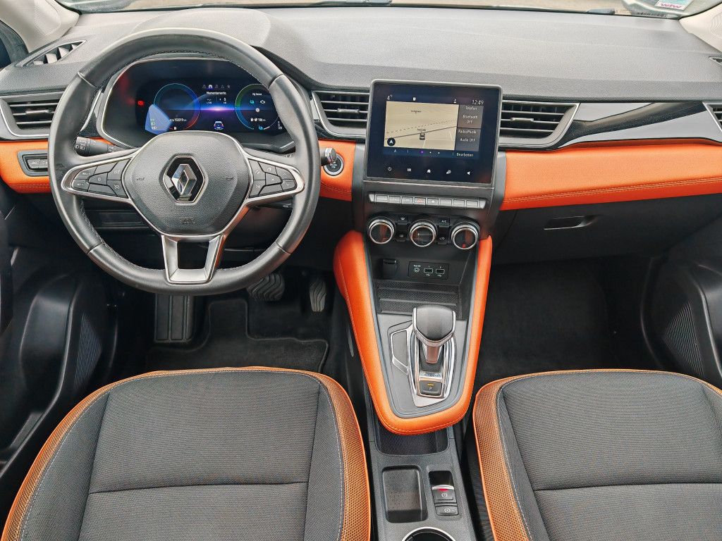 Renault Captur E-Tech 160 Plug-In Hybrid INTENS - Samsaru's Car Outlet