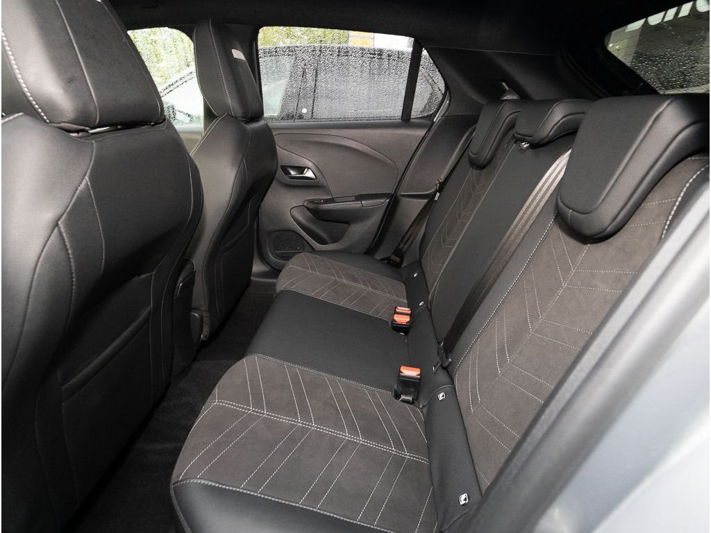 Opel Corsa ELEKTRO Ultimate - Samsaru's Car Outlet