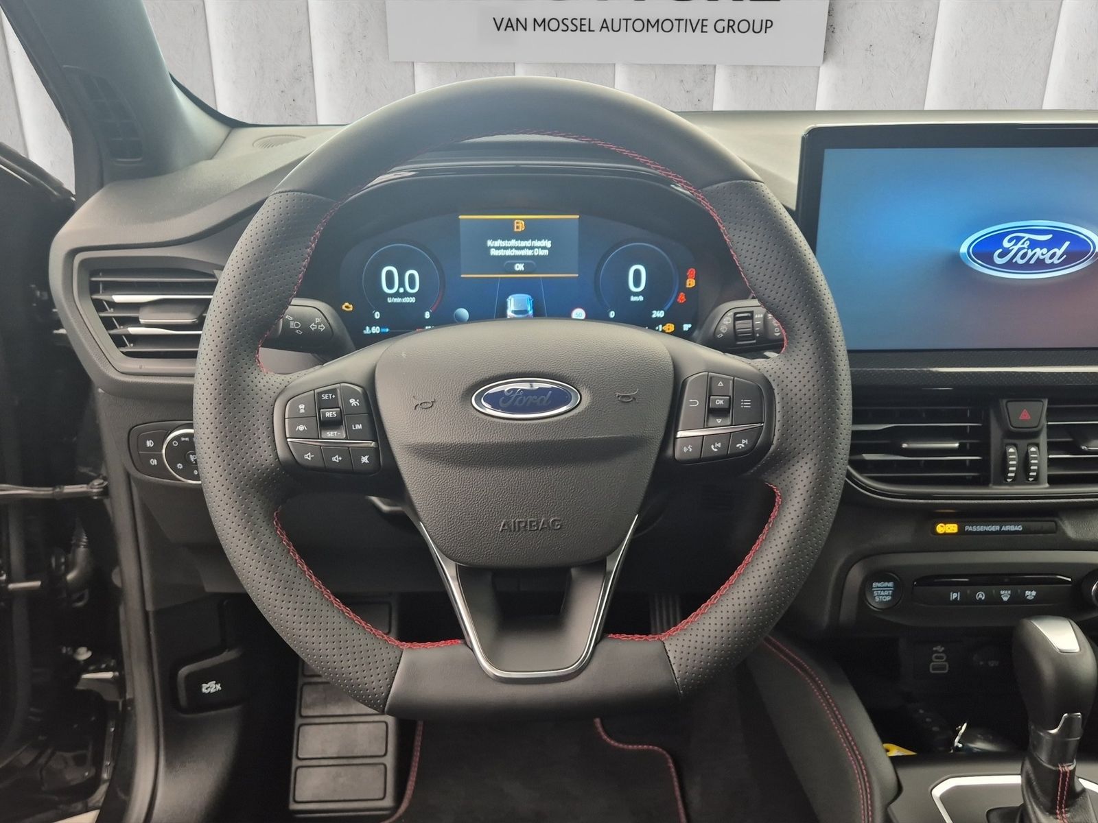 Ford Focus ST-Line X Turnier Aut.*AHK*ACC*HUD*KAM*NAV