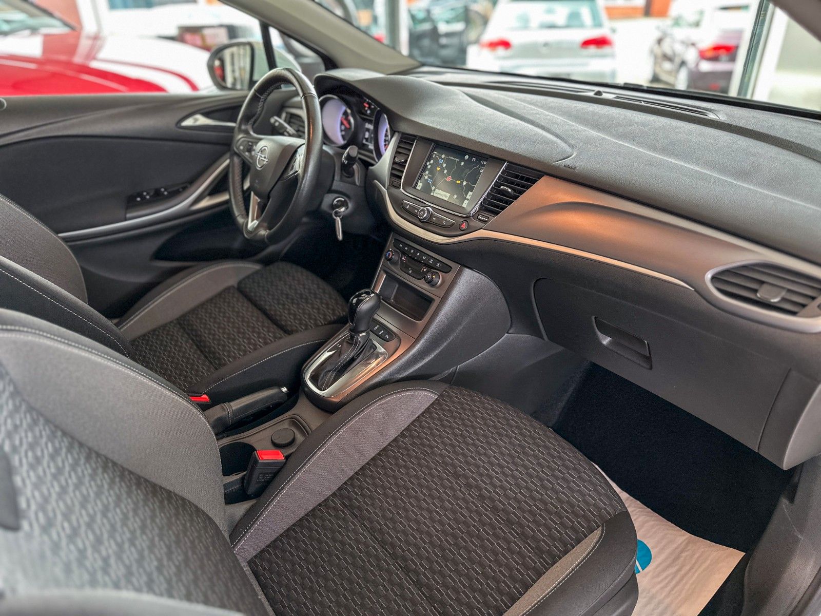 Opel Astra K 1.5 D Sports Tourer Business - Samsaru's Car Outlet