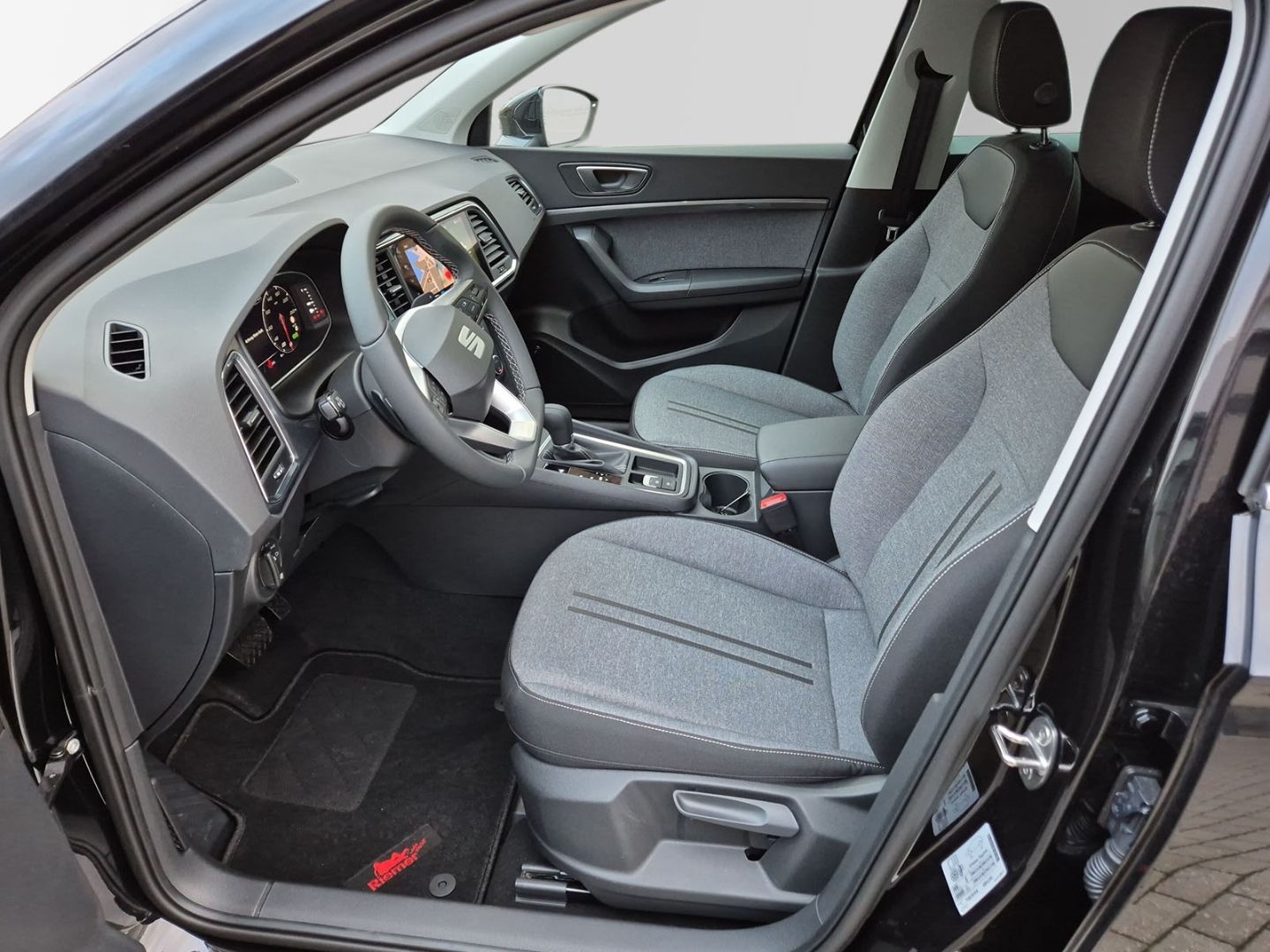 Seat Ateca Style Edition 1.5 TSI ACT,SHZ,Kamera,AHK