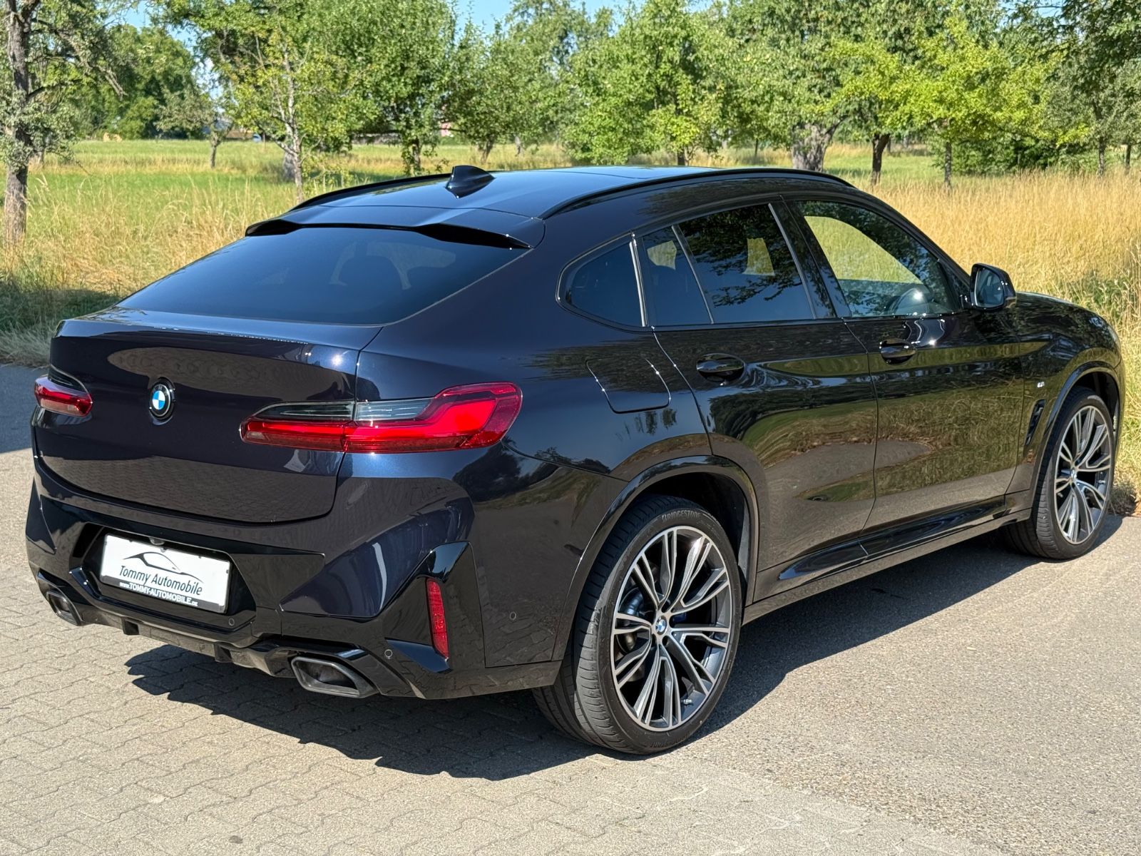 BMW X4 xDrive 30 d M Sport Laser HeadUp Pano AHK 21"
