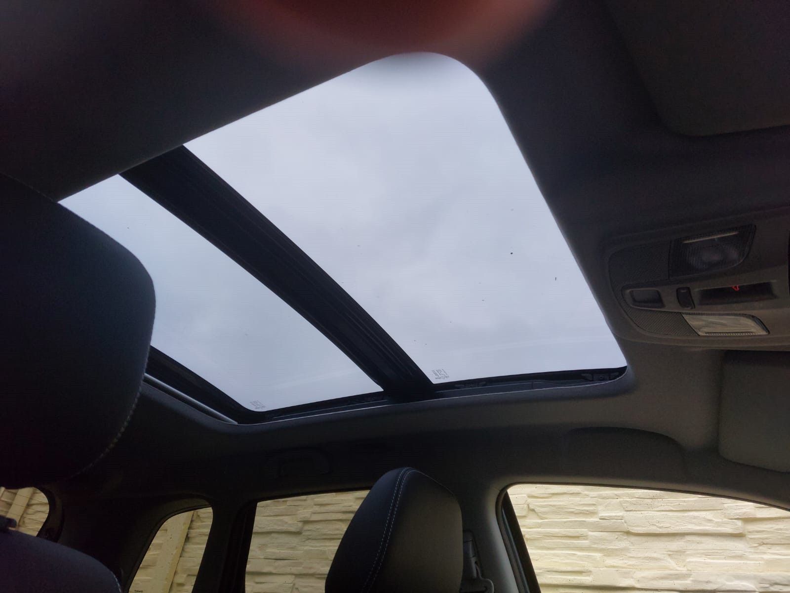 Suzuki Vitara 4X4 - Samsaru's Car Outlet
