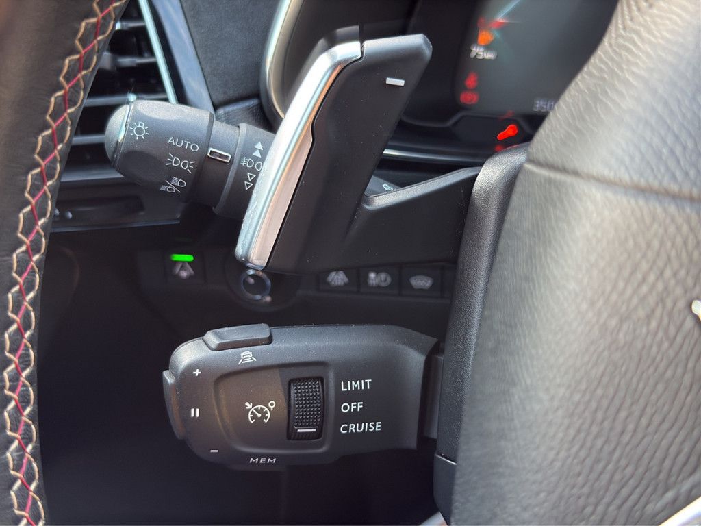 DS Automobiles DS 7 Crossback E-Tense 300 4x4 Performance Line