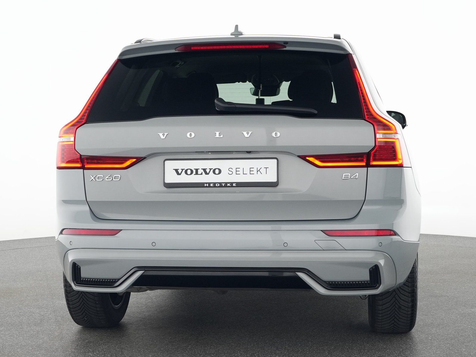 Volvo XC60 B4 Diesel Geartronic Plus Dark