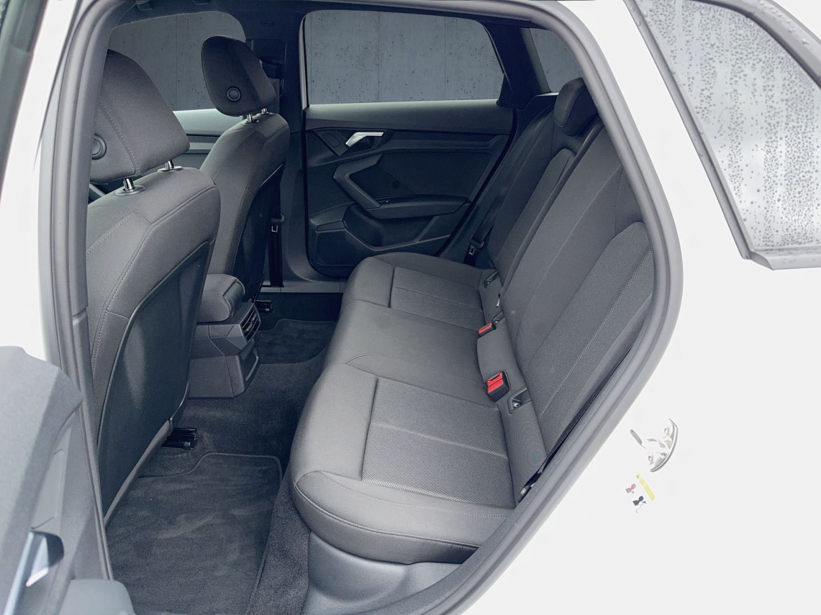 Audi A3 Sportback 40 TFSI e MMI/ASI/SHZ/EPH/17"/Tempo