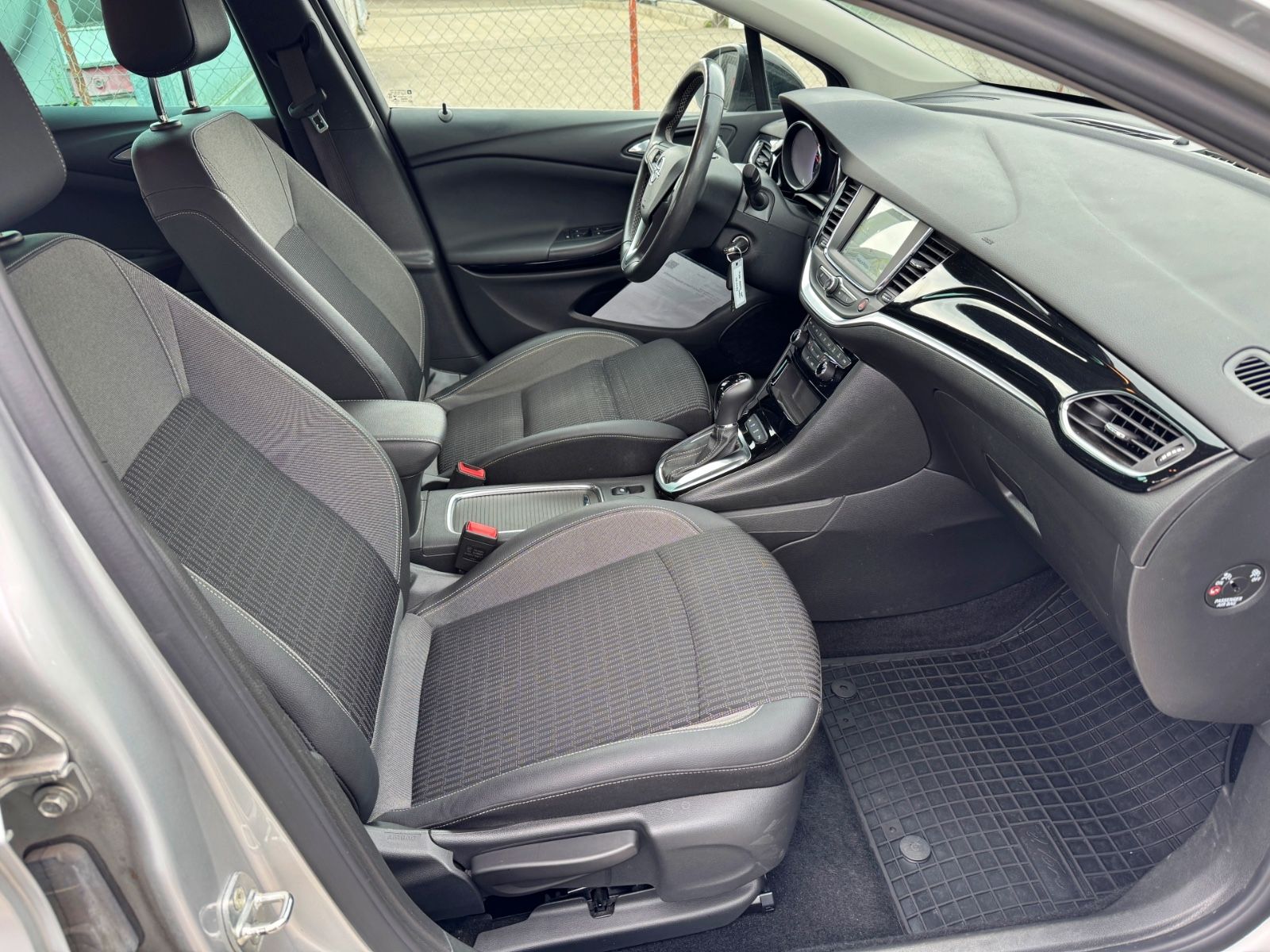 Opel Astra K Sports Tourer Elegance - Samsaru's Car Outlet
