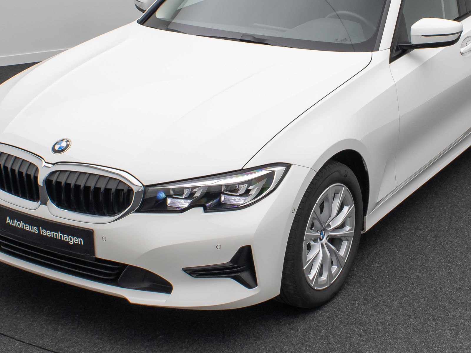 BMW 320d Advantage - Samsaru's Car Outlet