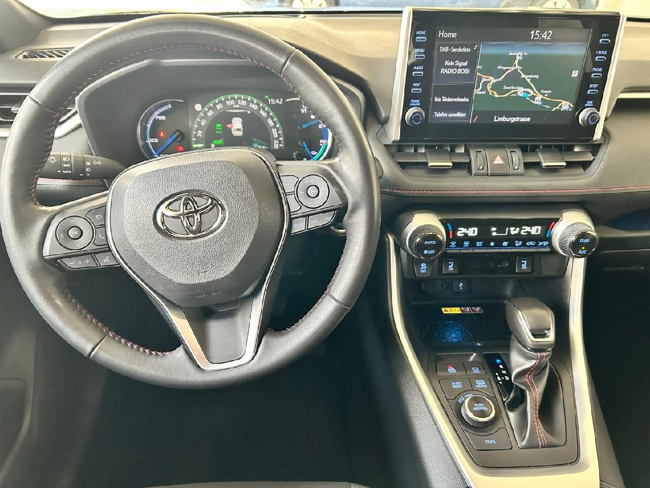 Toyota RAV4 Plug-in Hybrid 4x4 - Samsaru's Car Outlet