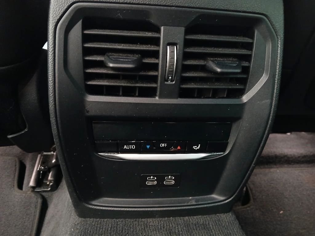 BMW 320d touring xDrive M-Sport - Samsaru's Car Outlet
