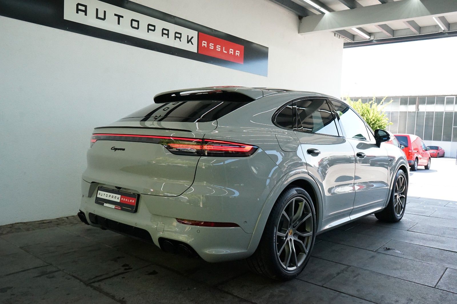 Porsche Cayenne Coupe E-Hybrid MY2021/NEW/KREIDE/1800km