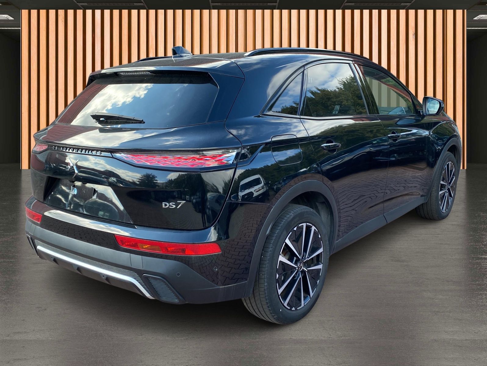 DS Automobiles DS7 Crossback 1.5 BlueHDI Rivoli*Pano*voll LED