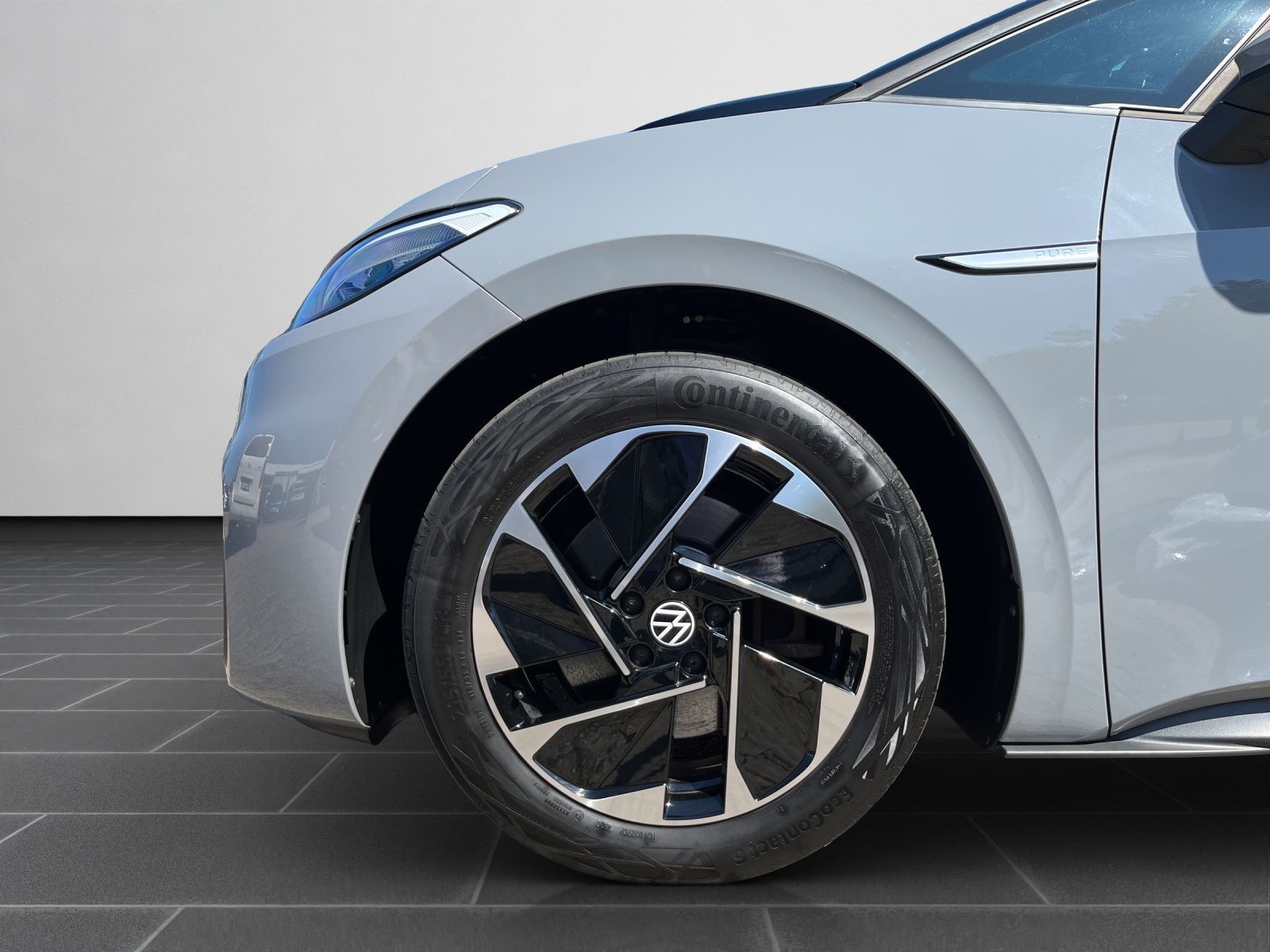 Volkswagen ID.3 Pure Perfomance - Samsaru's Car Outlet