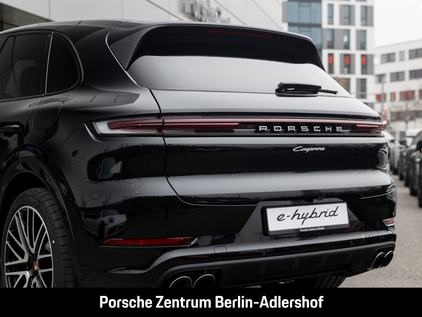 Porsche Cayenne E-Hybrid Sportabgasanlage BOSE 22-Zoll