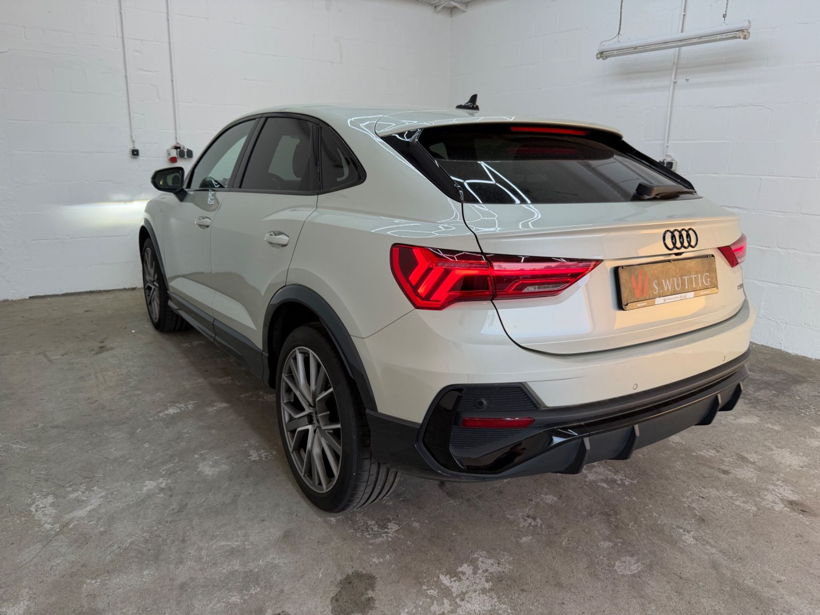 Audi Q3 Sportback 40 TDI quattro S line+LEDER+SONOS+