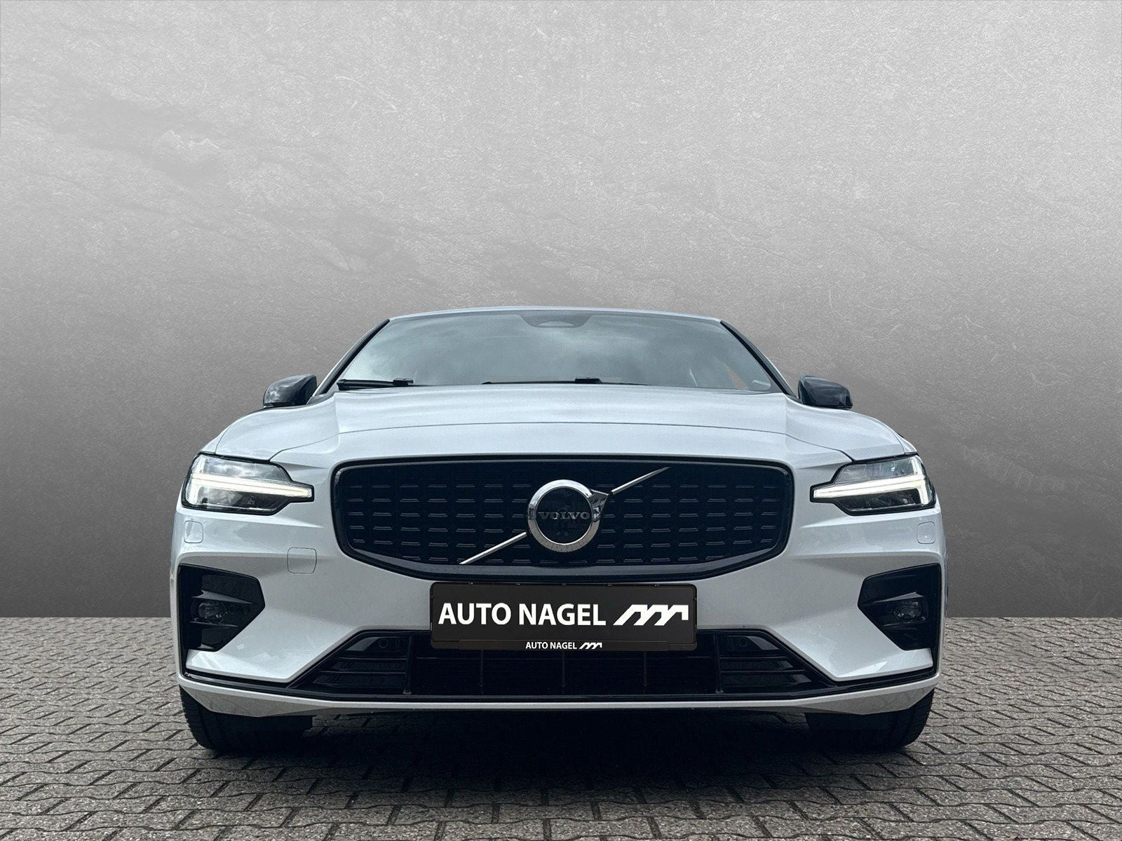 Volvo S60 B4 Benzin Plus Dark H&K STANDHZ LED LHZ SHZ