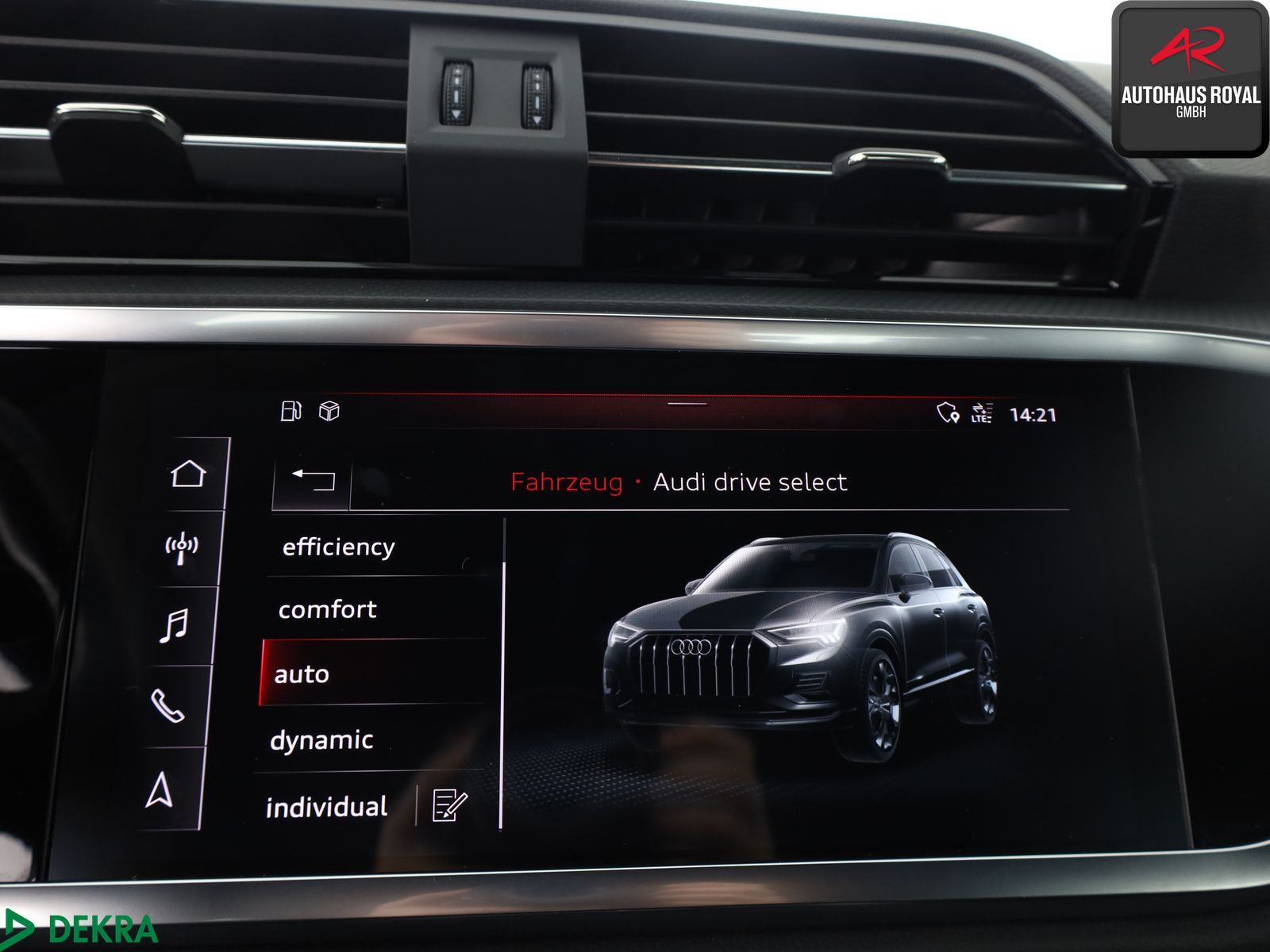 Audi Q3 45 TFSI qu S LINE 19ZOLL ACC,KEYLESS,AHK,1.HD