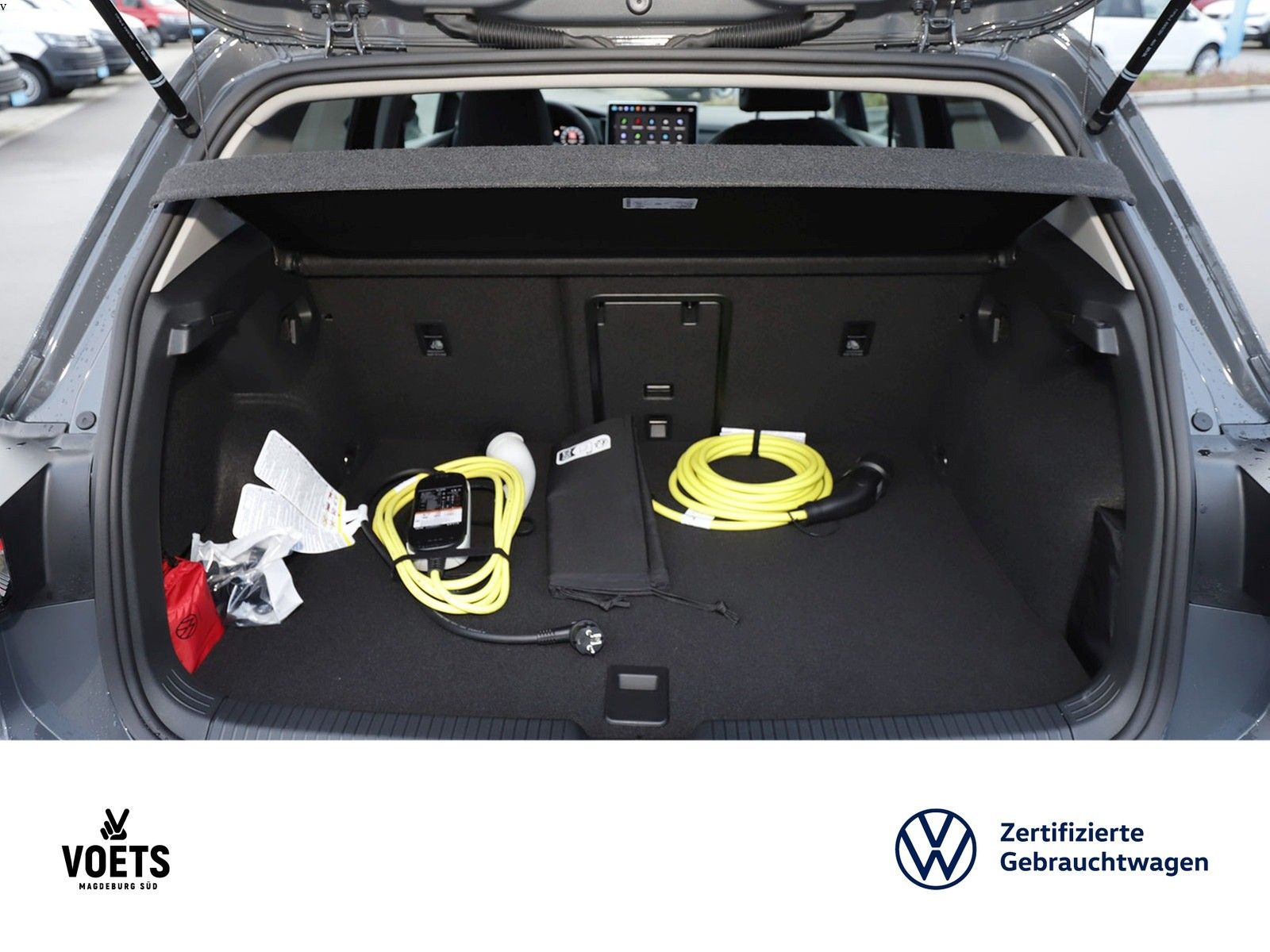 Volkswagen GOLF VIII STYLE 1.5 TSI eHYBRID IQ-LIGHT+AREA