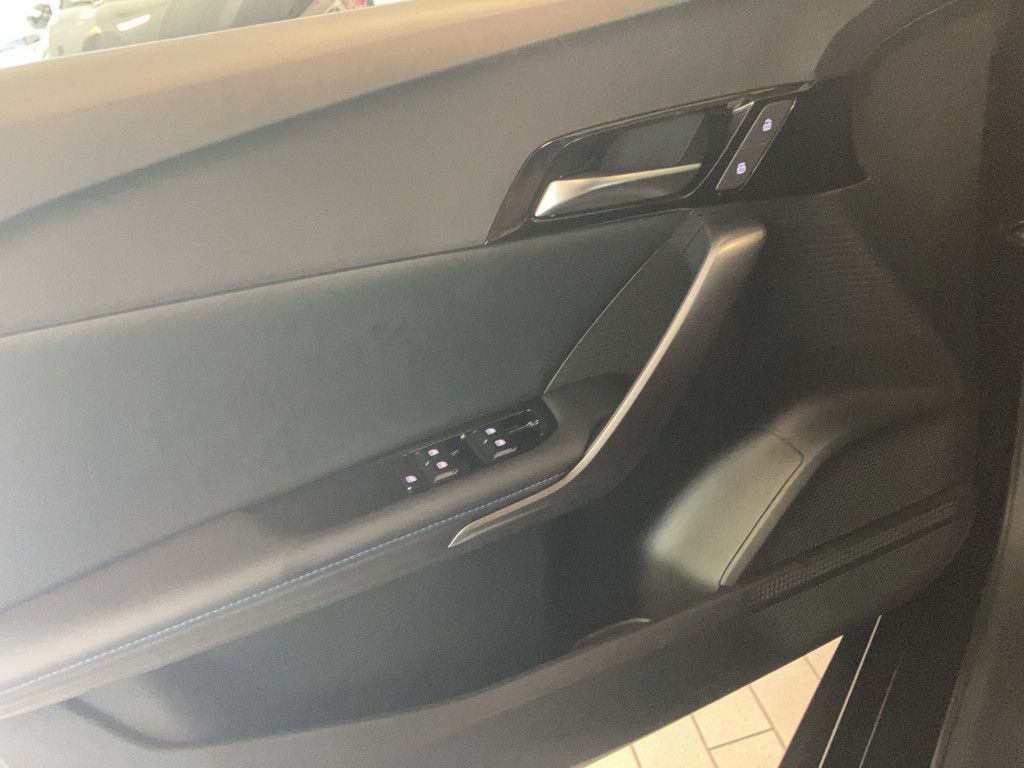 MG4 Electric Luxury 64 kWh KAMERA W-LAN LED 360°