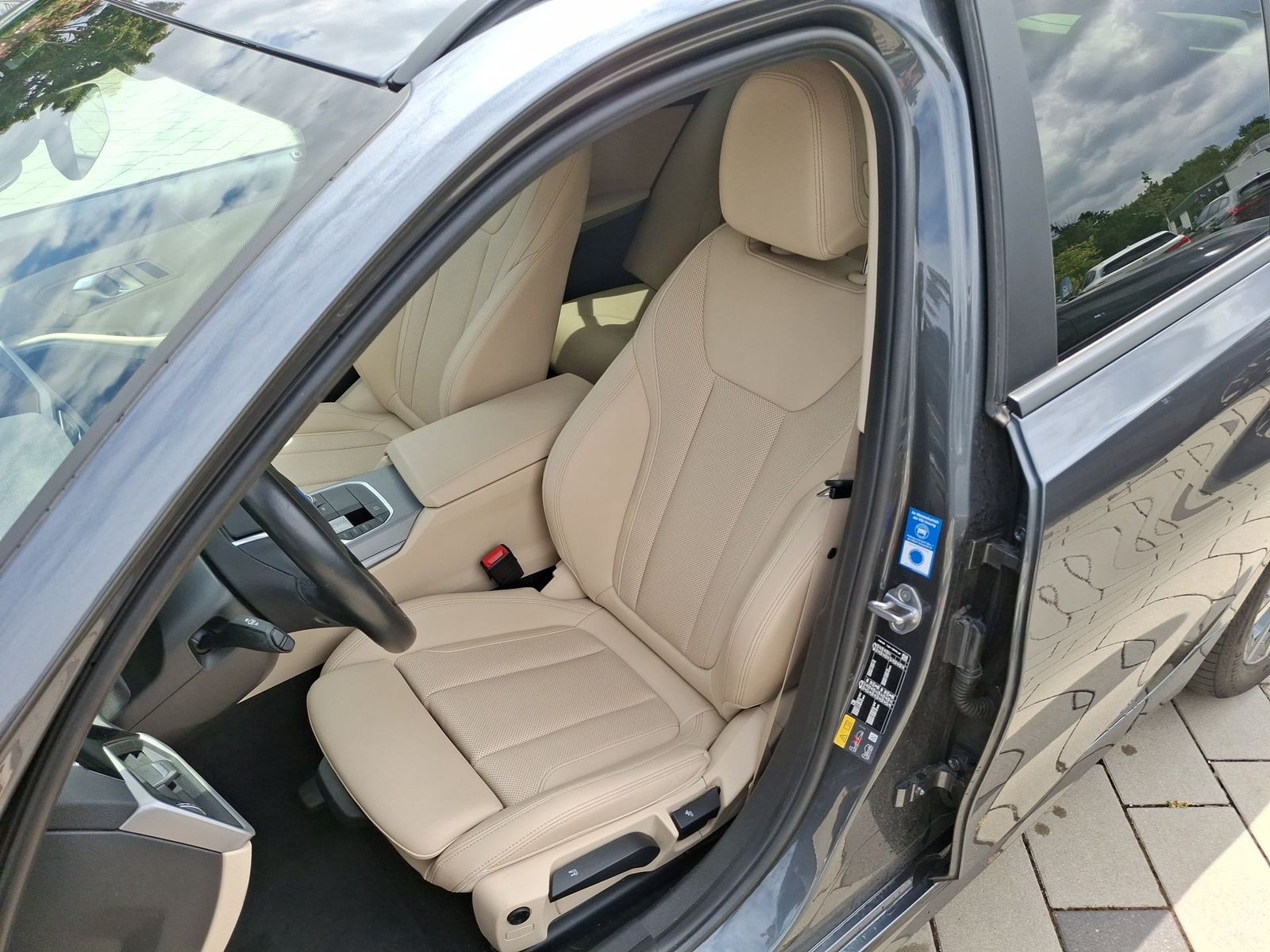 BMW 320e Touring Advantage - Samsaru's Car Outlet