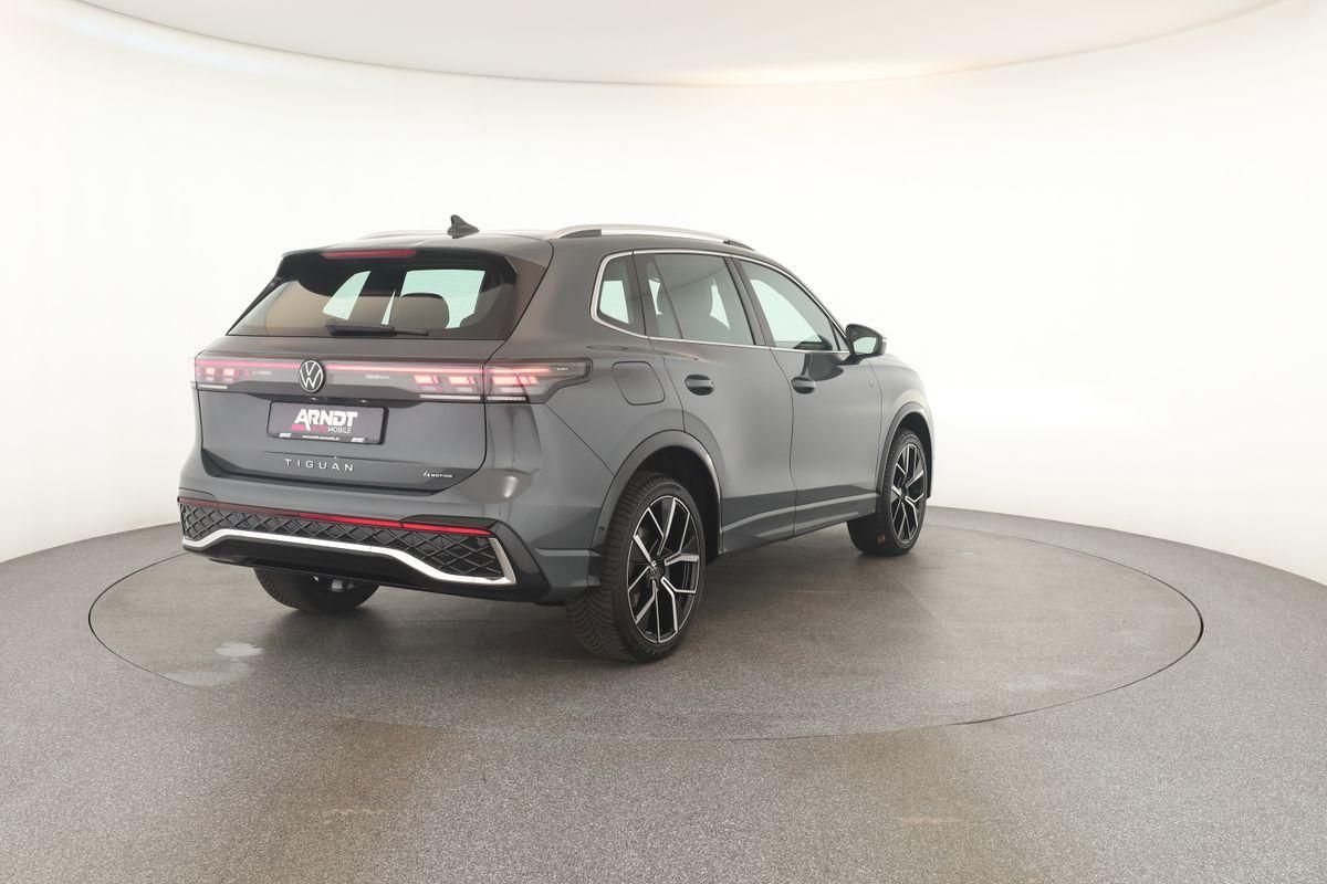 Volkswagen Tiguan 2.0 TDI 4M DSG R-Line Leder Pano Navi 360