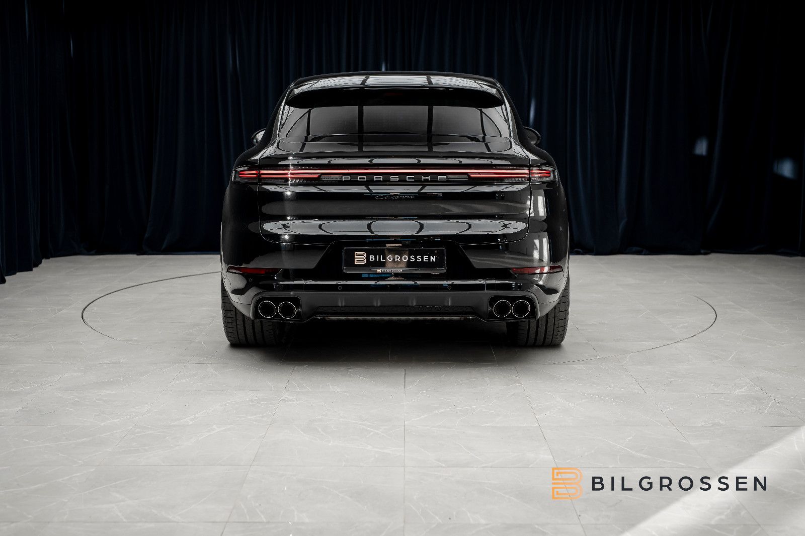 Porsche Cayenne Coupe E-Hybrid BOSE Sport Exhuast P-Disp