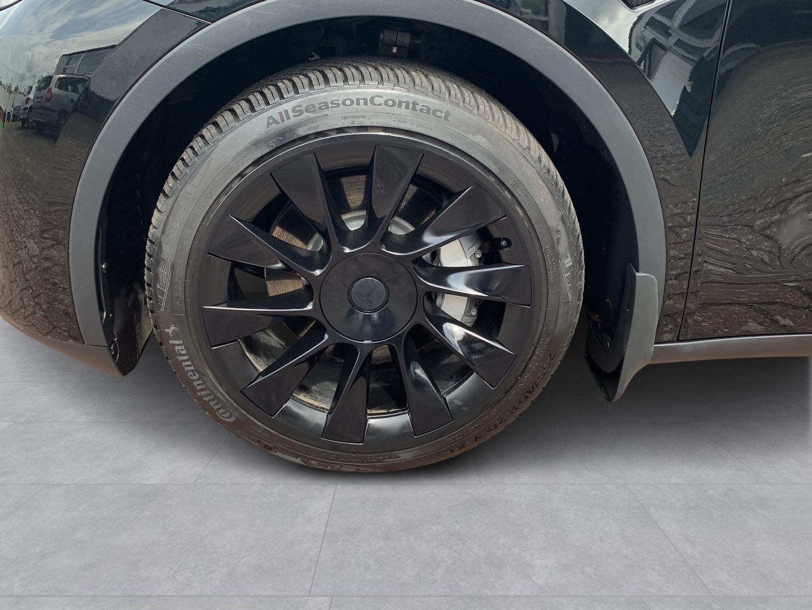 Tesla Model Y Long Range AWD* 1.Hand * Mwst ausweisbar