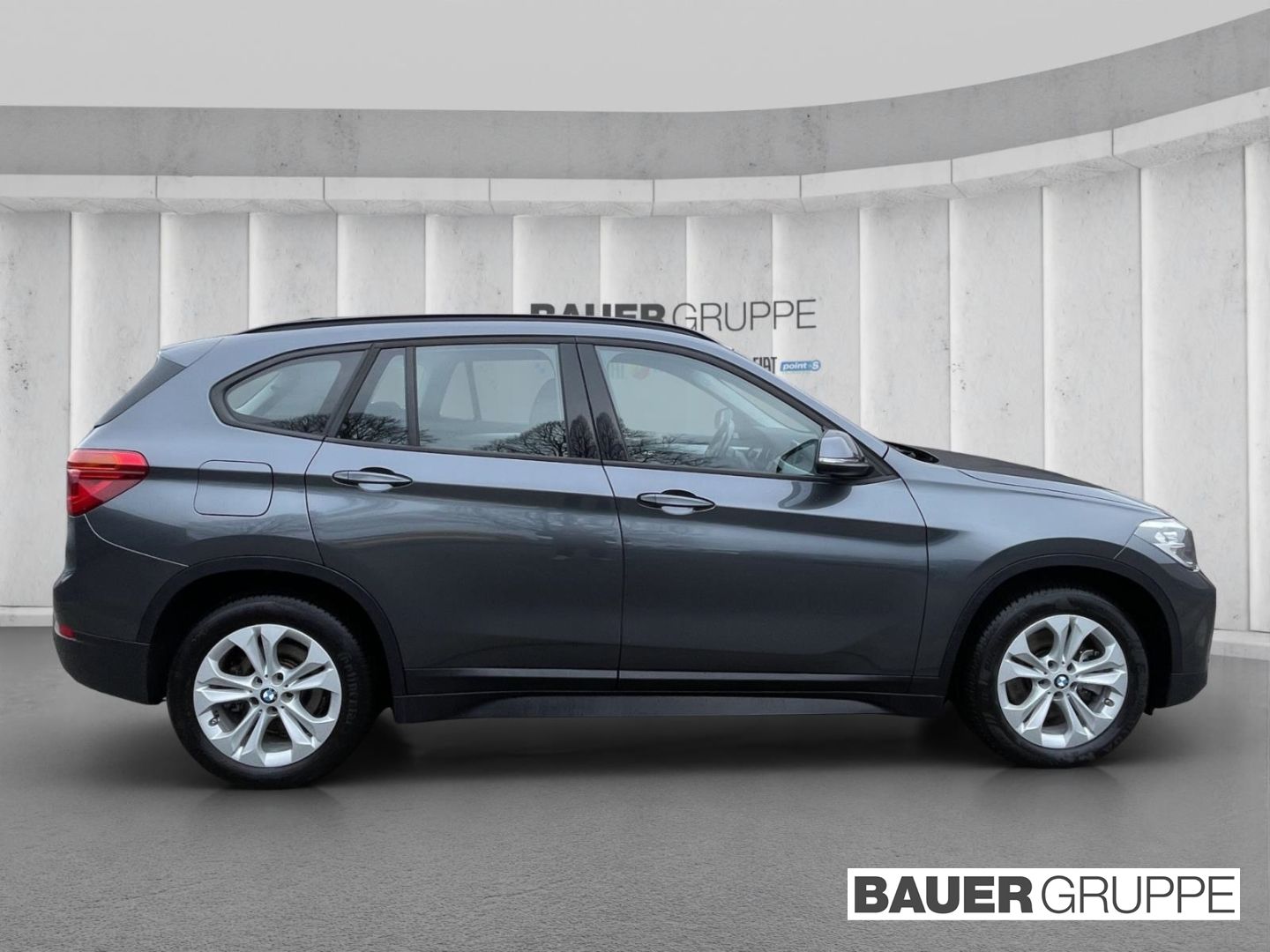 BMW X1 xDrive25e Memory Sportsitze Komfortzugang - Samsaru's Car Outlet
