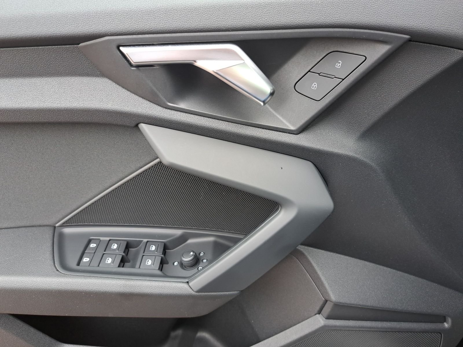 Audi A3 Sportback advanced 30 TFSI S tronic NAV KAM G