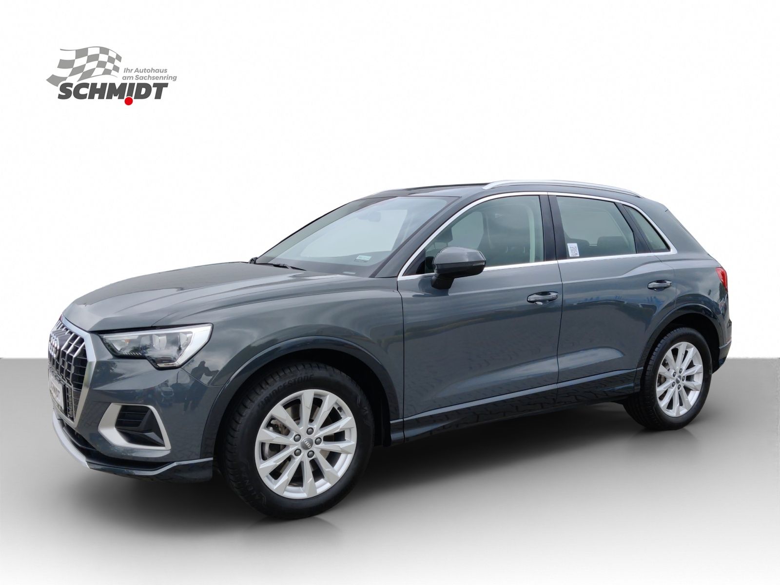 Audi Q3 40 TFSI quattro advanced - Samsaru's Car Outlet