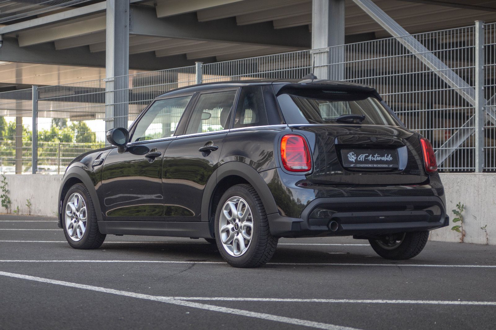 MINI Cooper Yours - Samsaru's Car Outlet