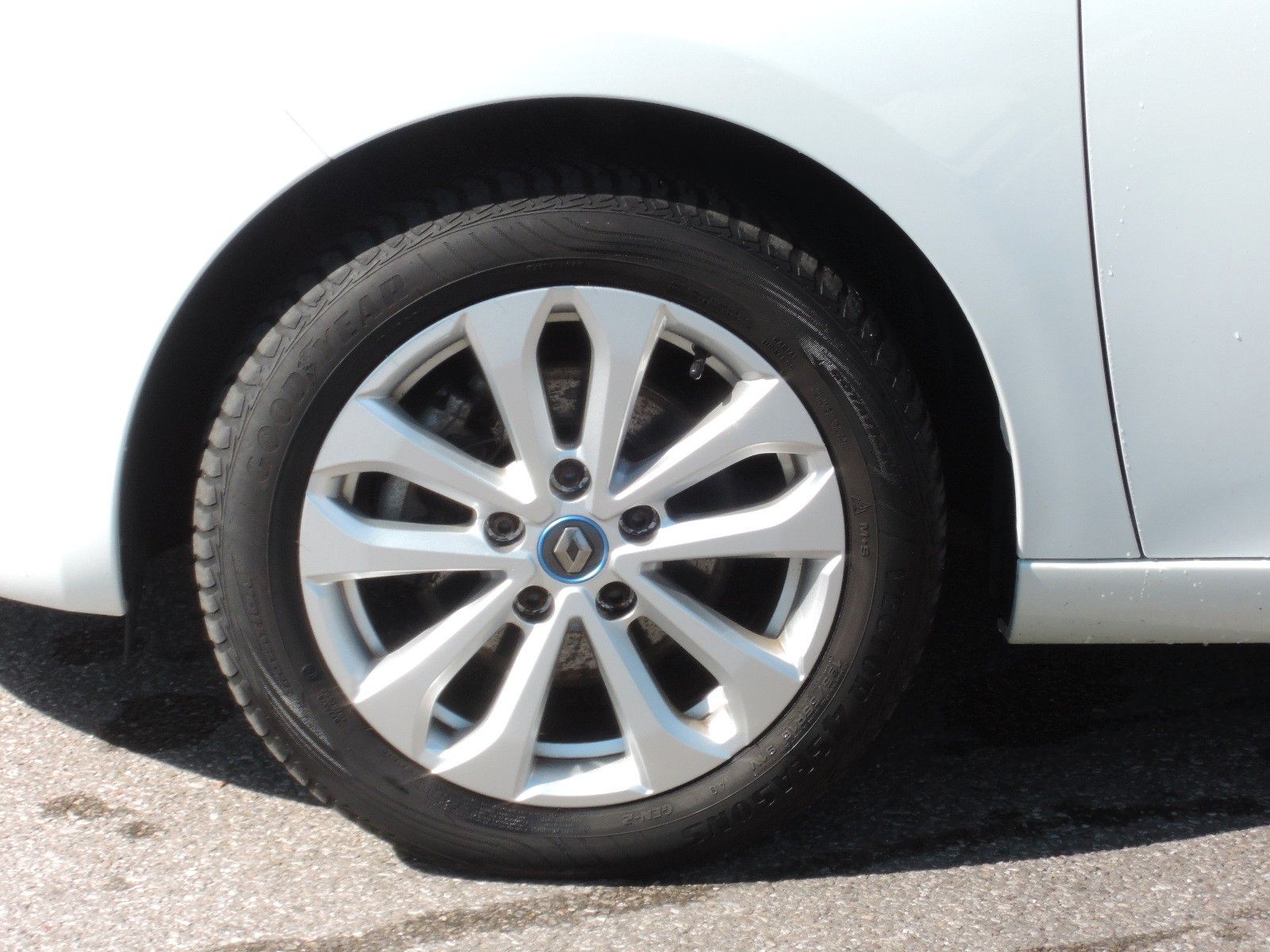 Renault ZOE R135 Z.E.50 Experie. - Samsaru's Car Outlet
