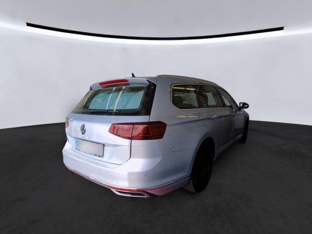 Volkswagen Passat Variant 2.0 TDI Elegance - Samsaru's Car Outlet