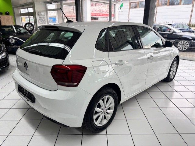 Volkswagen Polo VI Comfortline - Samsaru's Car Outlet