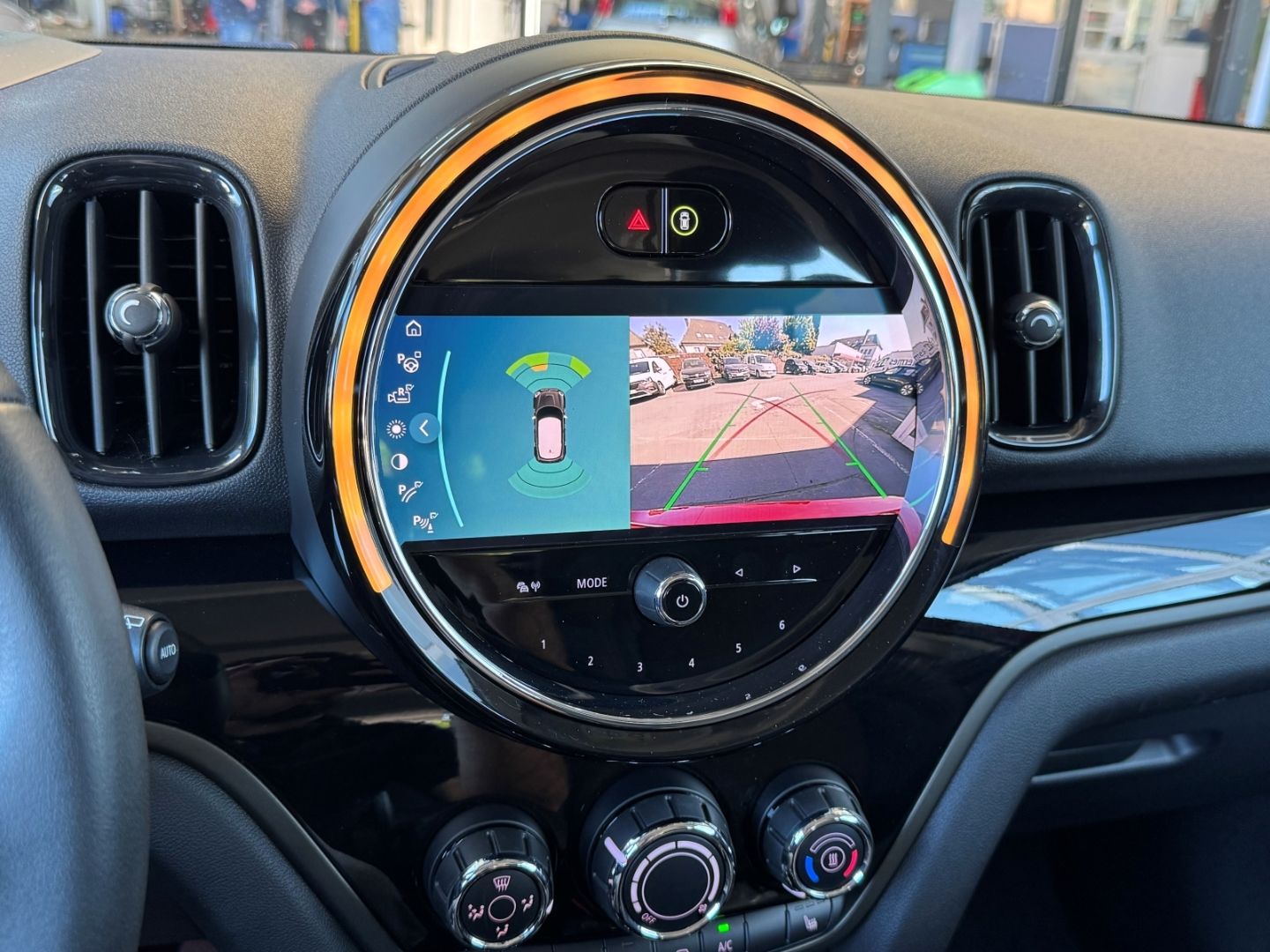 MINI Cooper SE Countryman ALL4 - Samsaru's Car Outlet