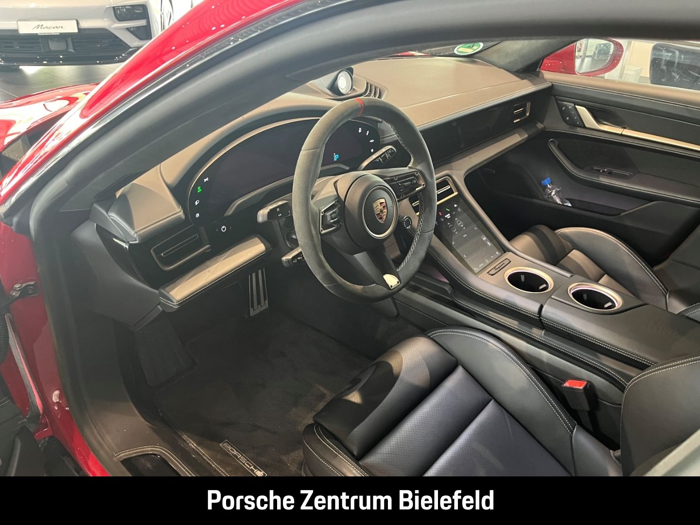 Porsche Taycan Turbo S Cross Turismo Karminrot BOSE LED