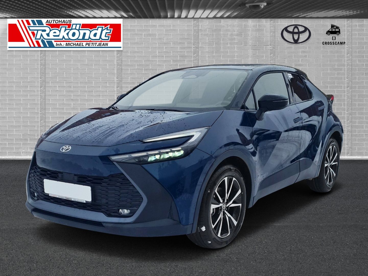 Toyota C-HR 4x2 Team Deutschland - Samsaru's Car Outlet