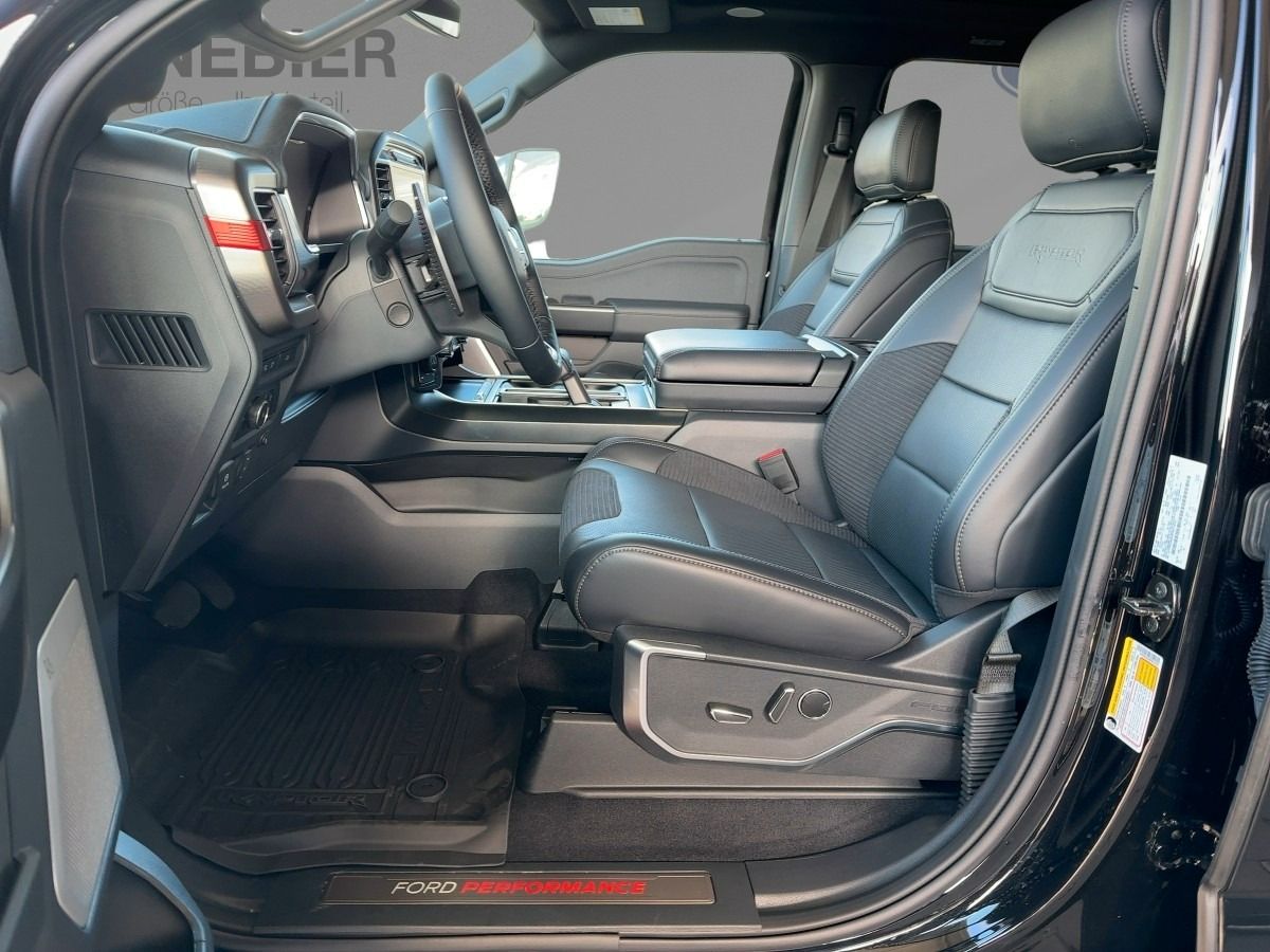 Ford F-150 Raptor - Samsaru's Car Outlet