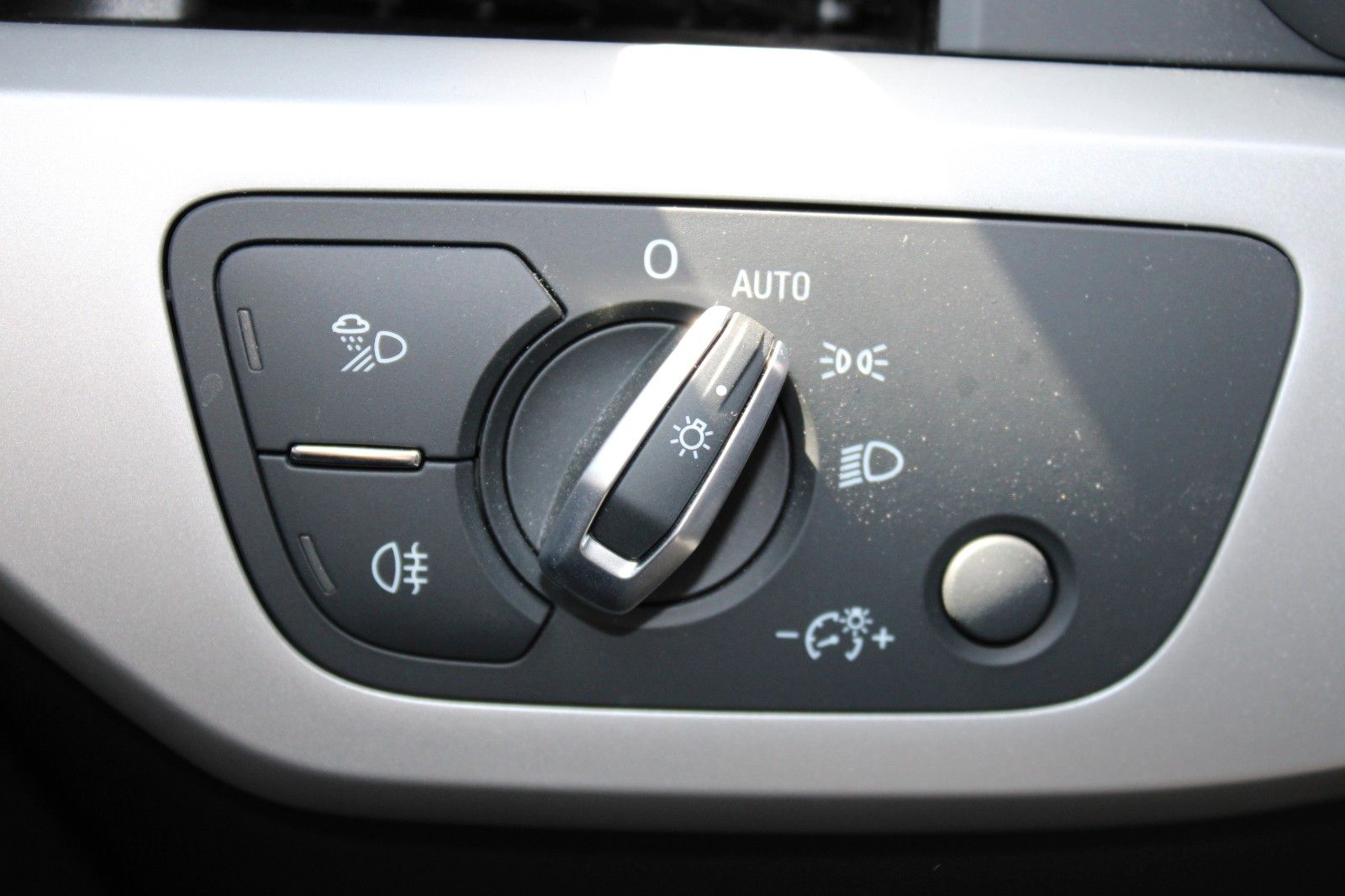 Audi A4 Avant 40 TDI - Samsaru's Car Outlet