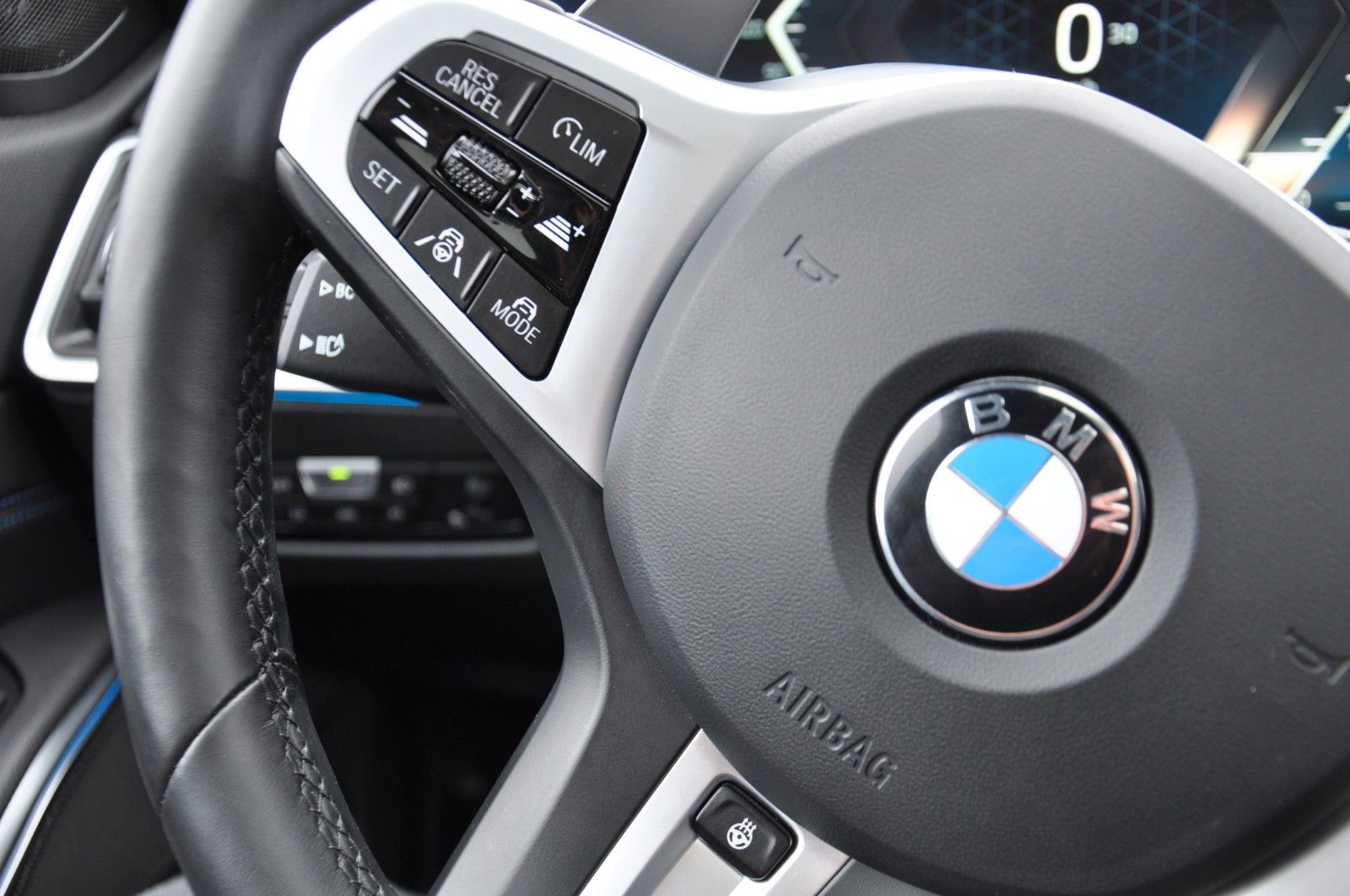 BMW 320 d Touring xDrive M Sport STANDH-PANO-CARBON