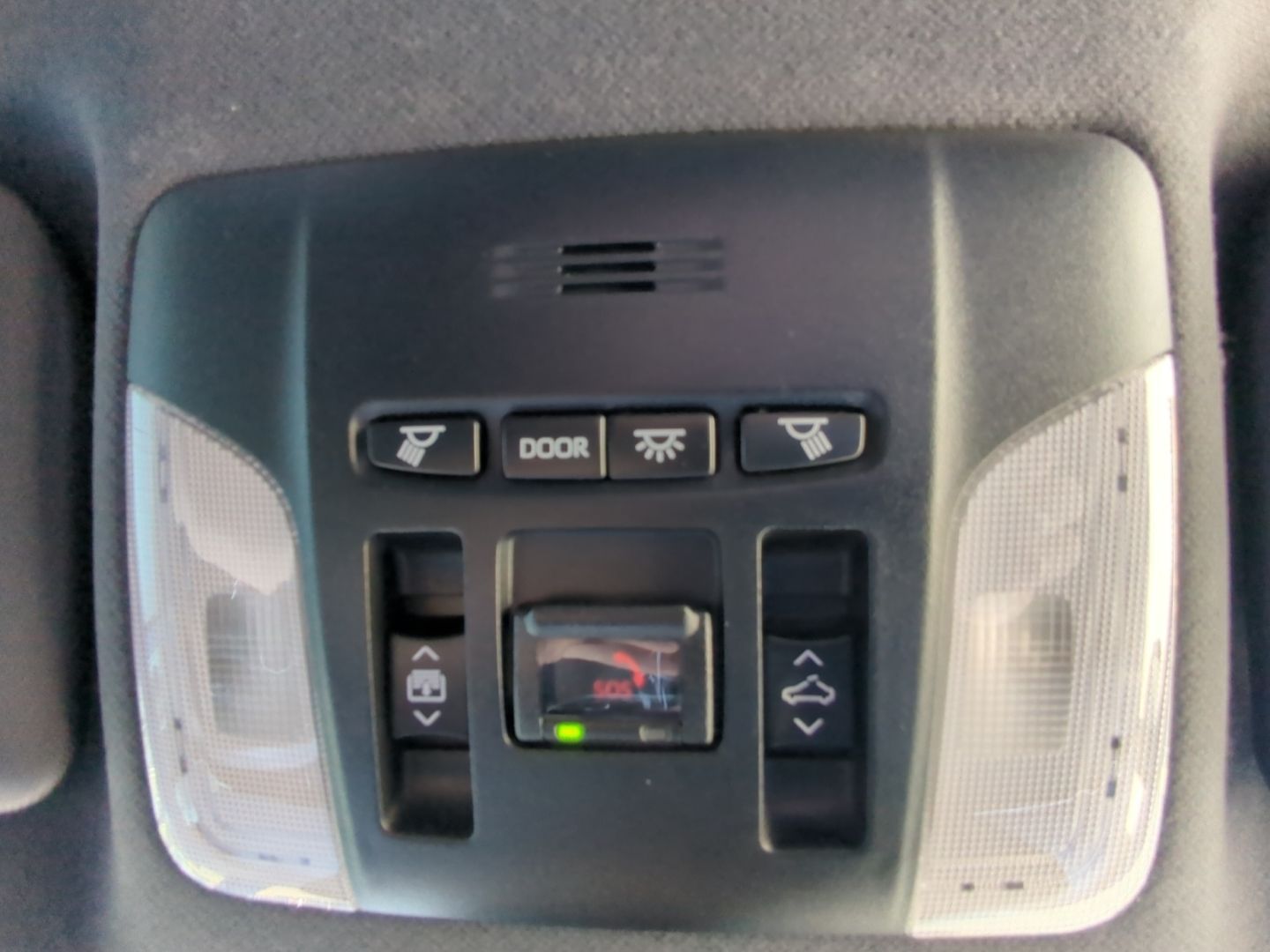 Toyota Corolla Touring Sports 2.0 Hybrid - Samsaru's Car Outlet