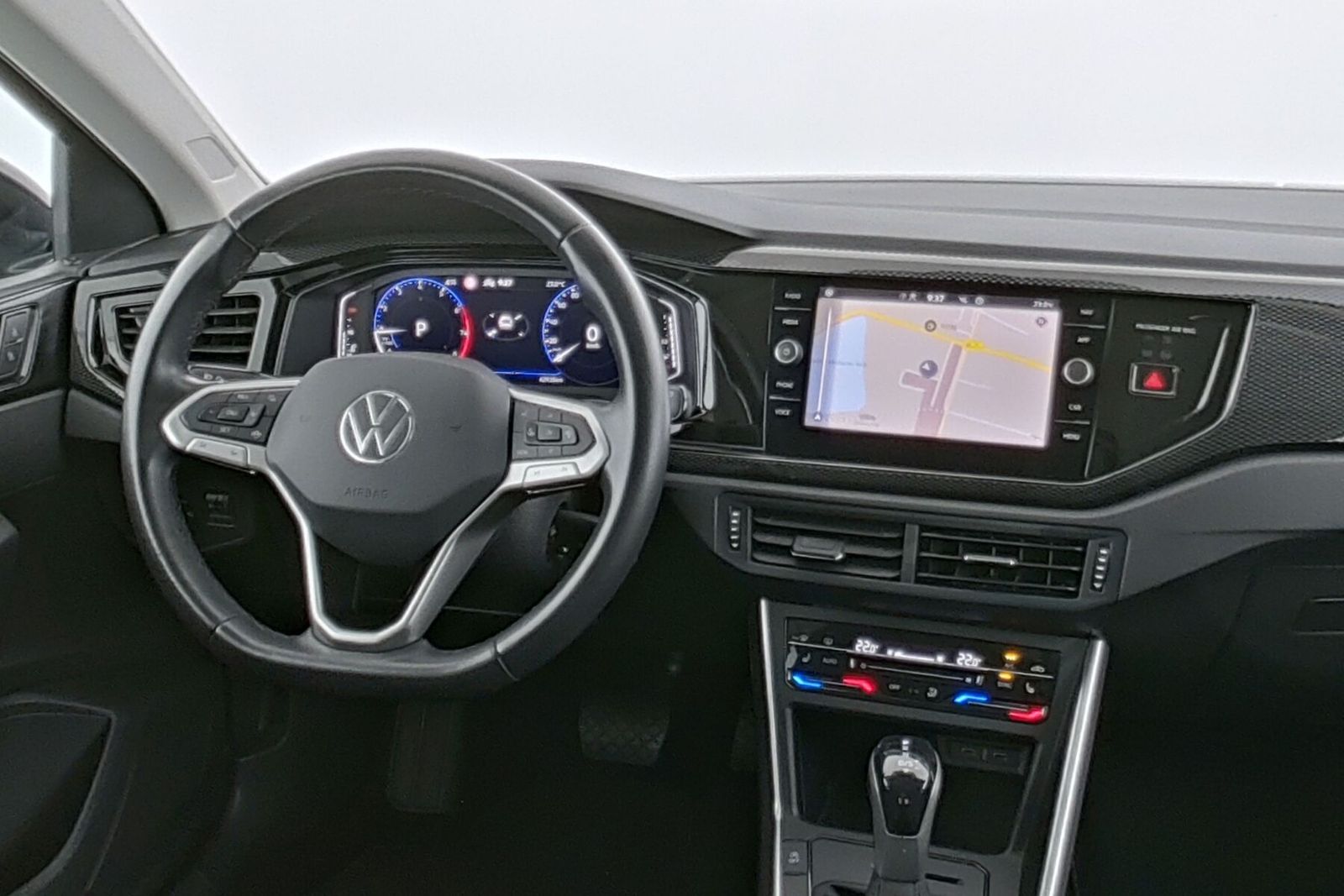 Volkswagen Taigo 1.0 TSI Life - Samsaru's Car Outlet