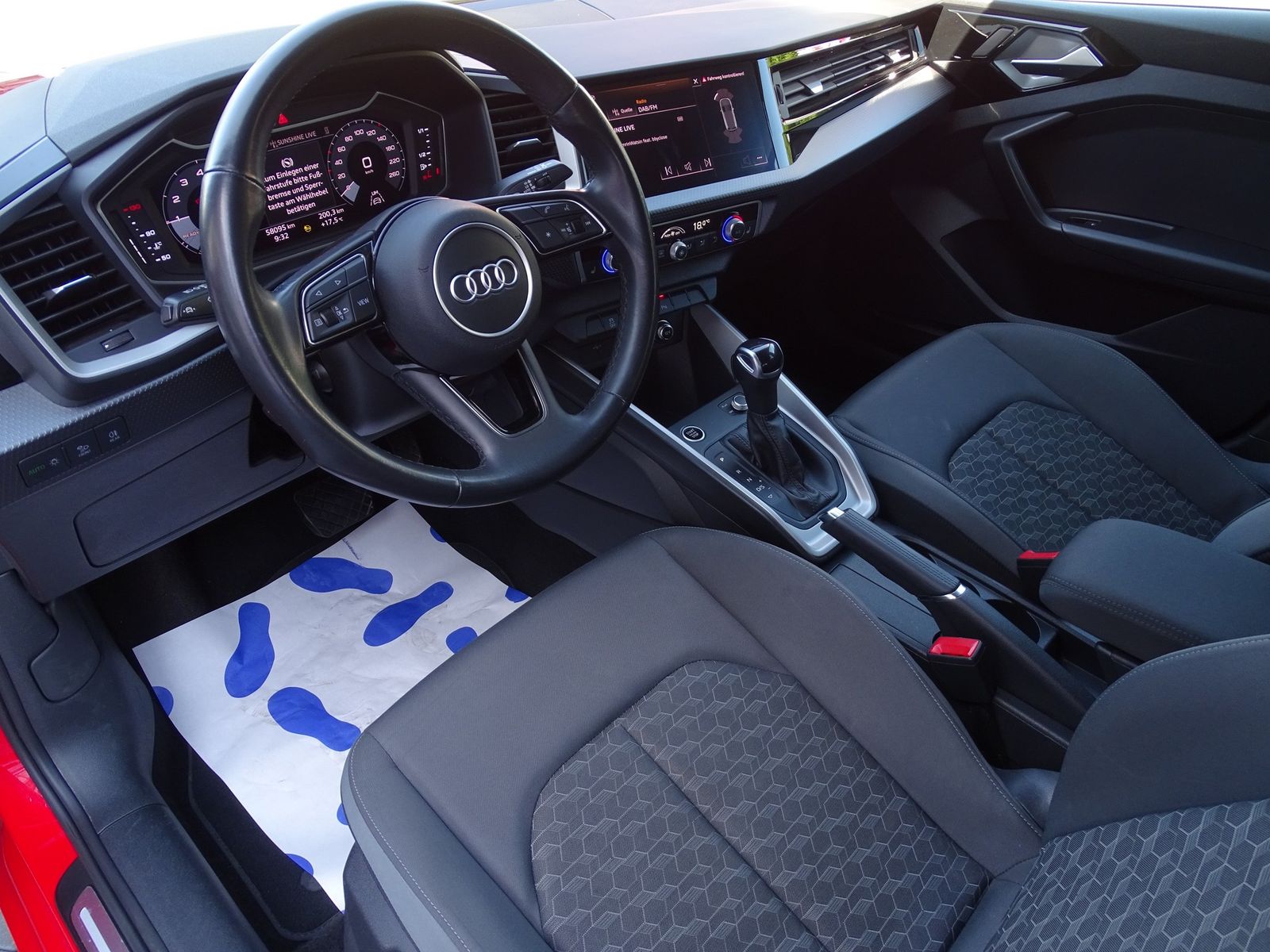 Audi A1 30 Sportback 1.0.TFSI - Samsaru's Car Outlet