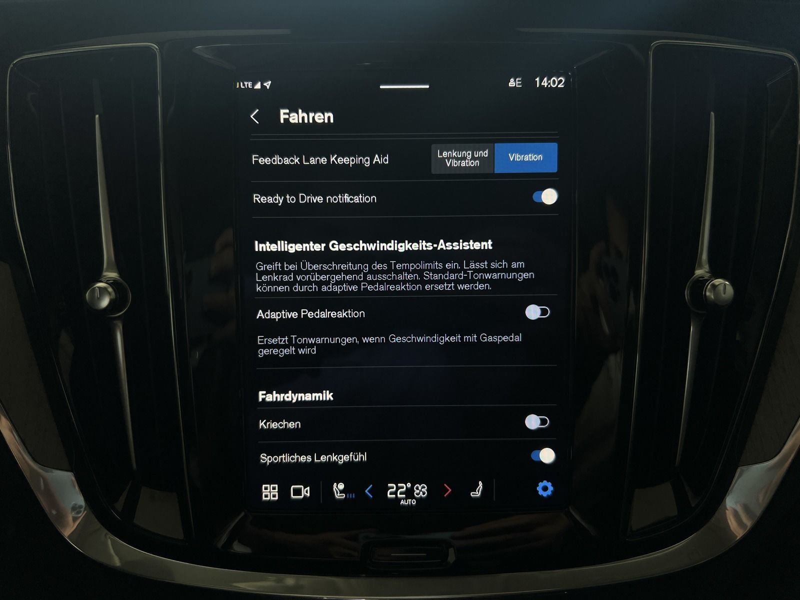 Volvo S60 T8 Ultimate Dark Recharge AWD B&W Massage
