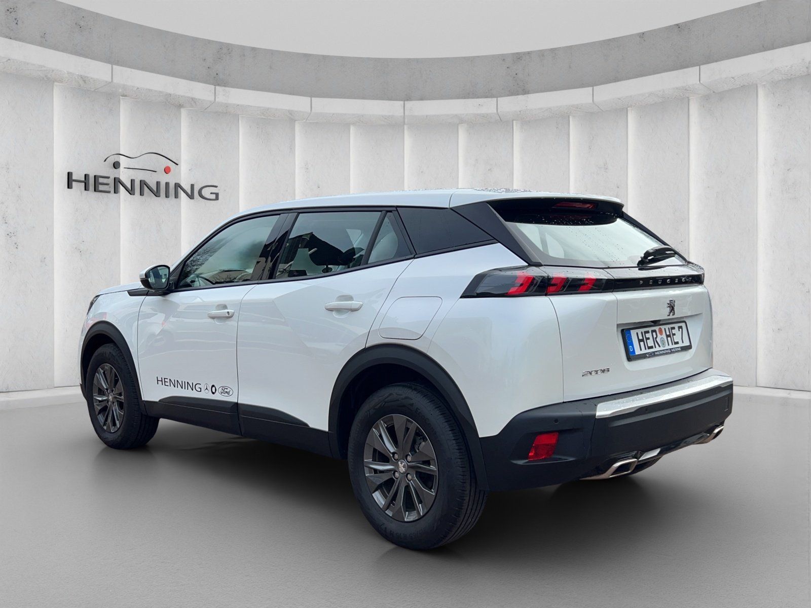 Peugeot 2008 1.2 PureTech 130 Active Pack - Samsaru's Car Outlet