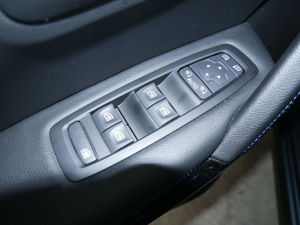 Renault Kadjar LIMITED - Samsaru's Car Outlet