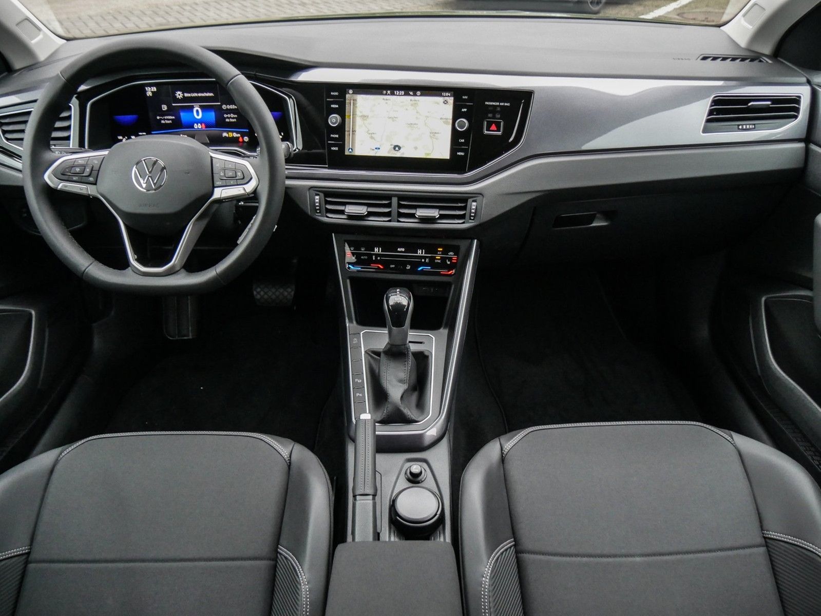 Volkswagen Taigo Style 1.0 TSI DSG - Samsaru's Car Outlet