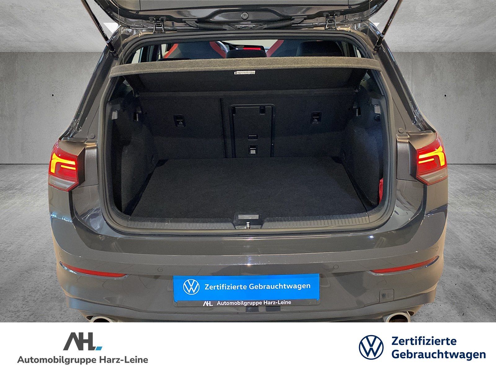 Volkswagen Golf GTI VIII 2.0 TSI - Samsaru's Car Outlet